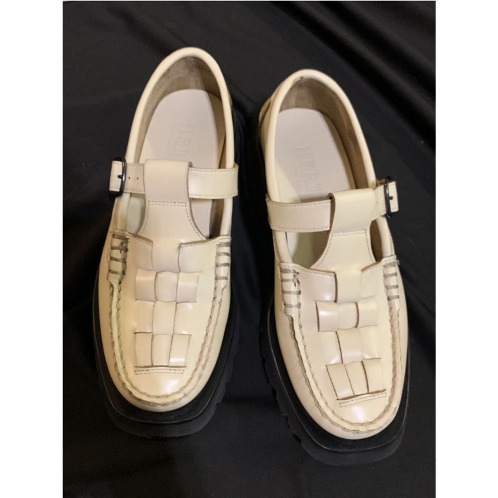 ISO Hereu loafers